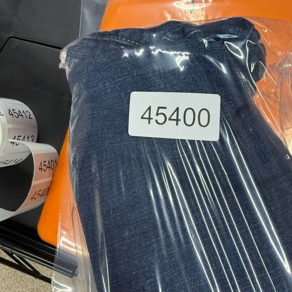 M Jeans Jeans Women 18W Plus Blue Denim Dark Wash High Rise Long Straight Curvy - Picture 8 of 8